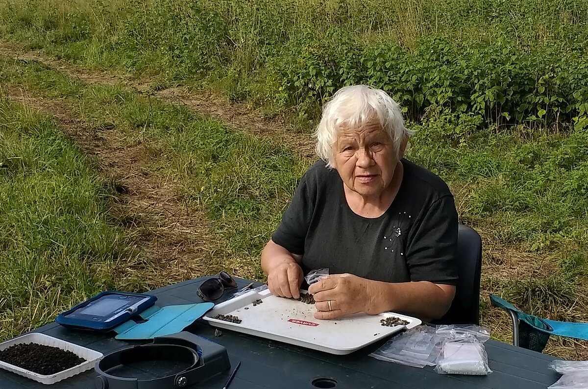 Ilga Zagorska Riņņukalna izrakumos 2018. gadā